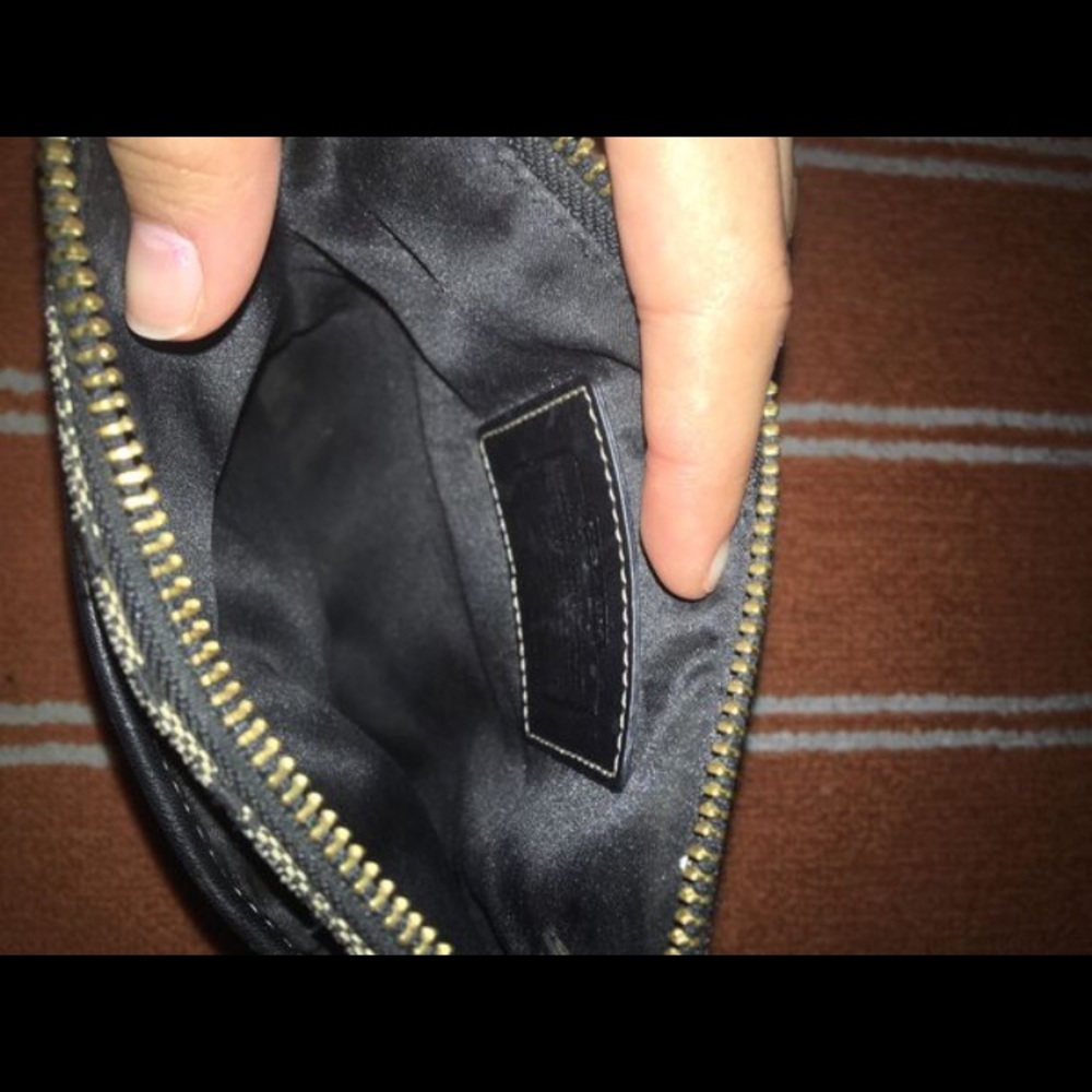 Purse - Picture 4 of 4